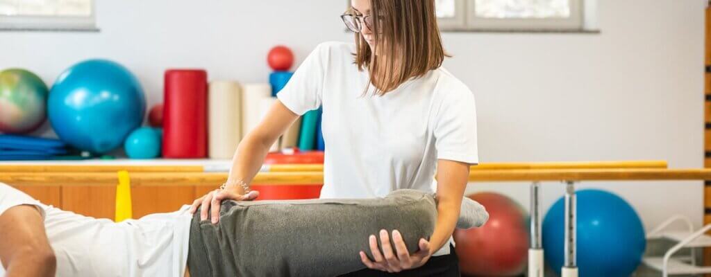 Unlocking_Mobility_Advanced_Physical_Therapy_Techniques_for_Hip_Pain_Relief